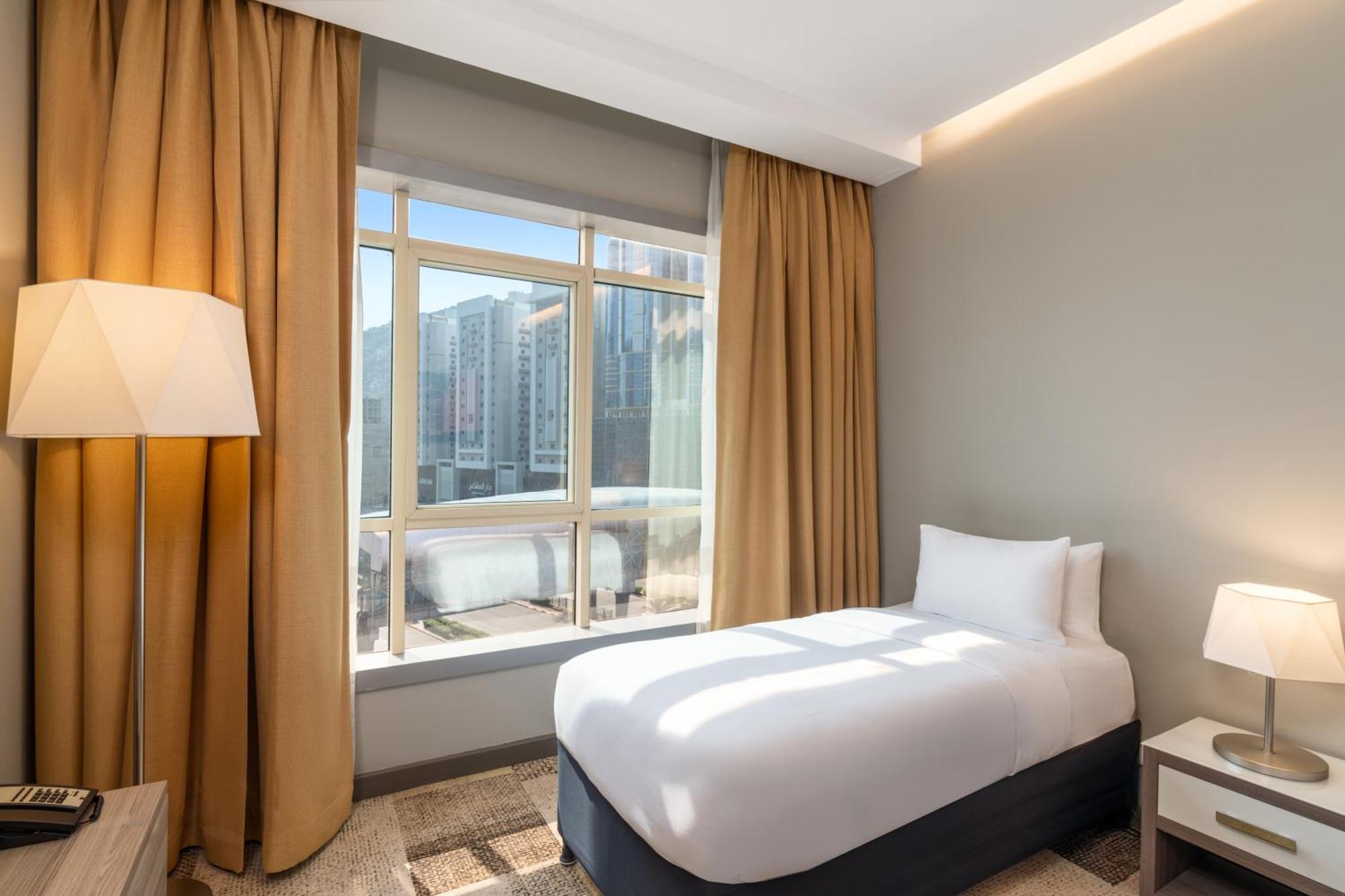Mercure Makkah Aziziah مكة المظهر الخارجي الصورة